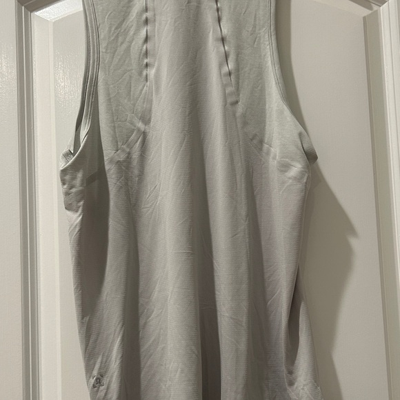 Lululemon Fast & Free Tank - Picture 4 of 5